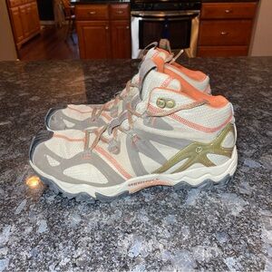 Merrell Boots Shoes Mid Women's Size 8.5 Waterproof Hiking Ankle High Brindle